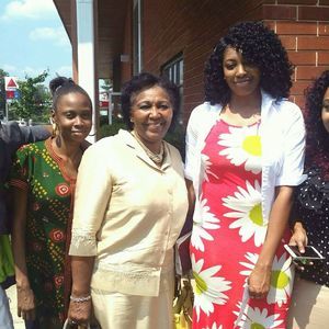 Meet your Posher, Sidney